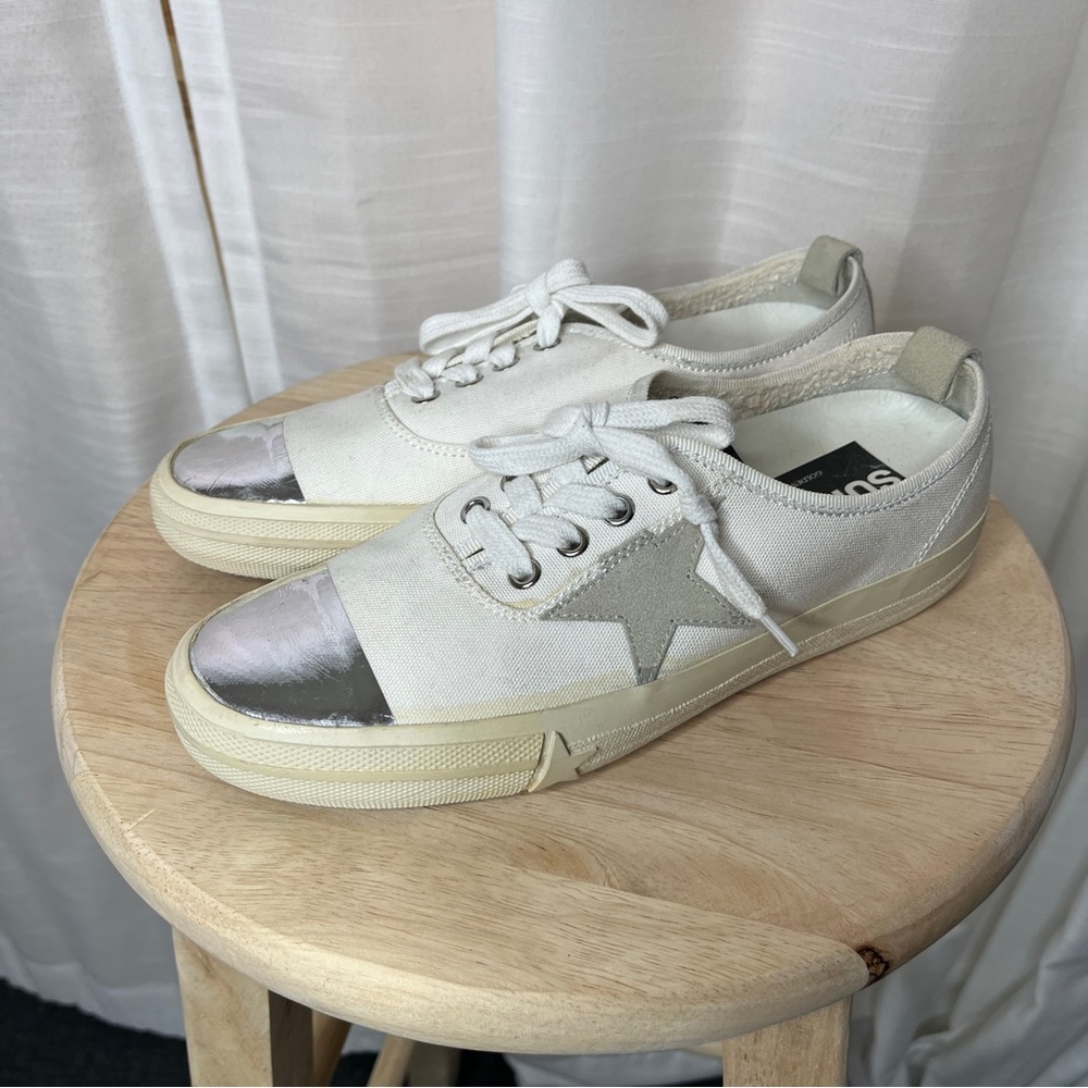 Golden Goose superstars low top canvas sneakers authentic New!